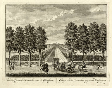 136034 Gezicht vanaf de Utrechtseweg tussen Amerongen en Leersum in een laan in de richting van de Utrechtse Heuvelrug ...